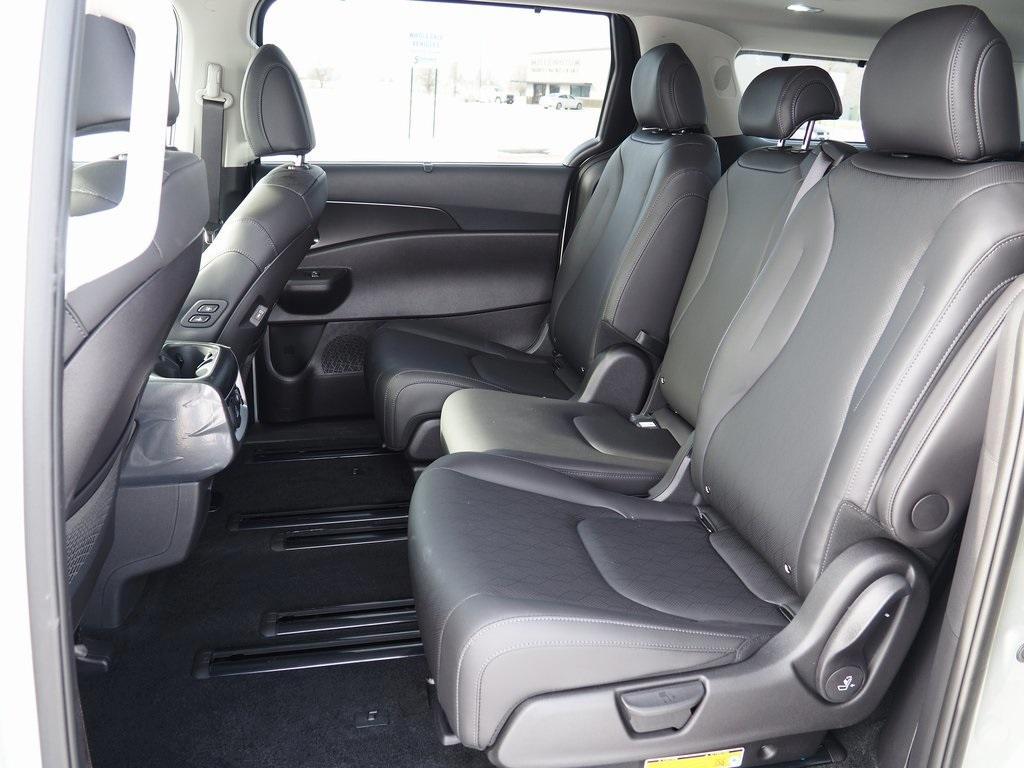 new 2026 Kia Carnival car, priced at $49,395