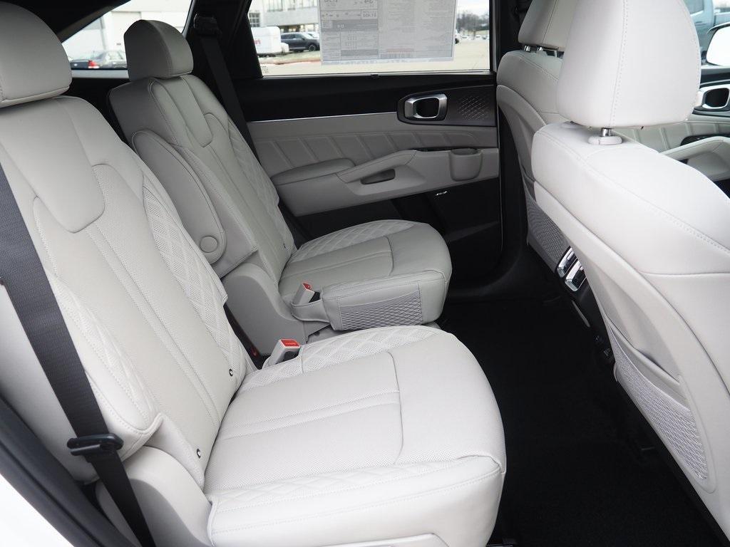 new 2026 Kia Sorento Hybrid car, priced at $49,395