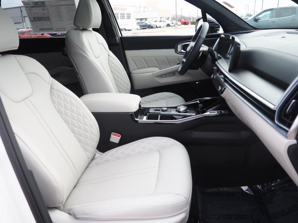 new 2026 Kia Sorento Hybrid car, priced at $49,395