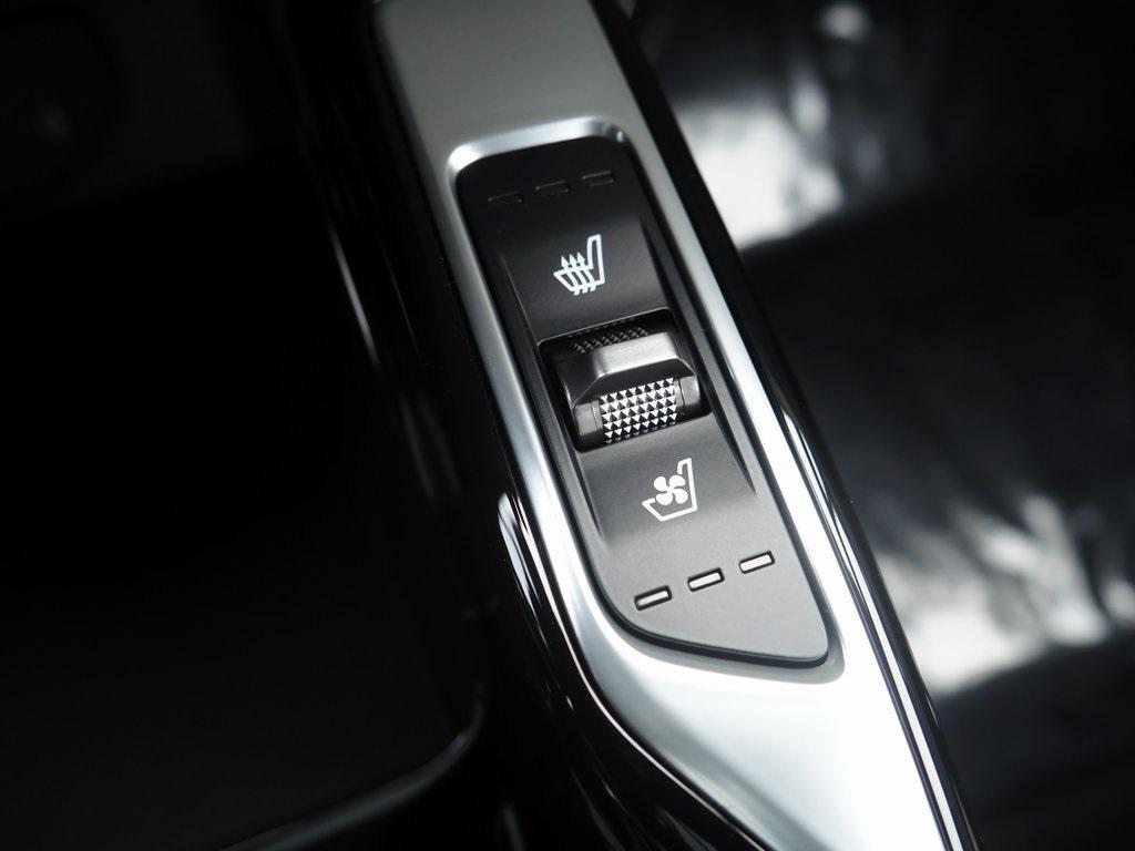 new 2026 Kia Sorento Hybrid car, priced at $49,395