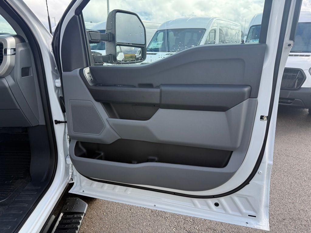 new 2026 Ford F-350 car, priced at $69,399