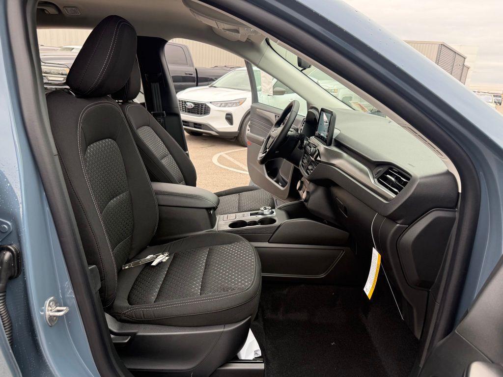 new 2026 Ford Escape car, priced at $28,649