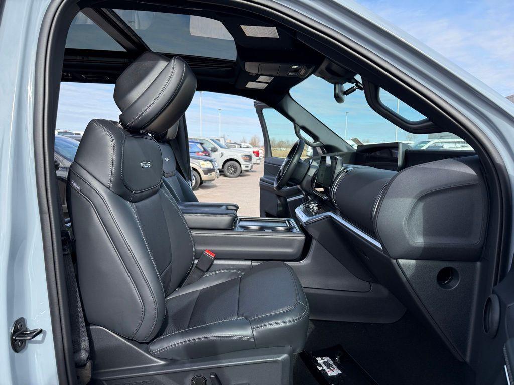 new 2026 Ford Expedition car, priced at $78,045