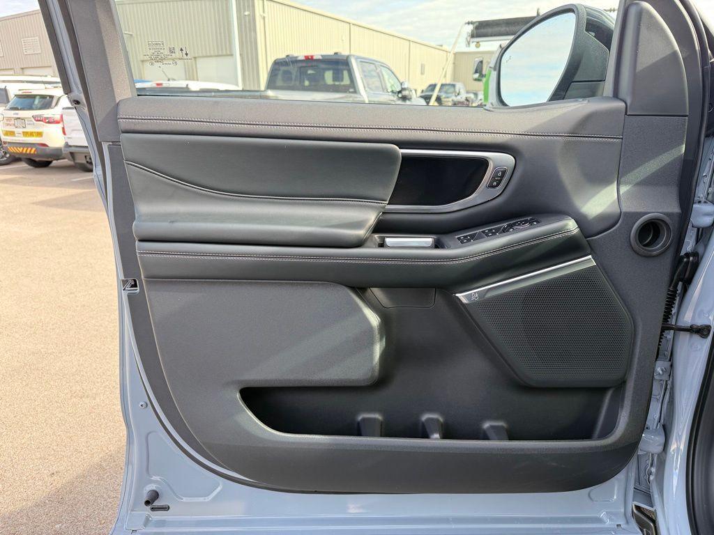 new 2026 Ford Expedition car, priced at $78,045