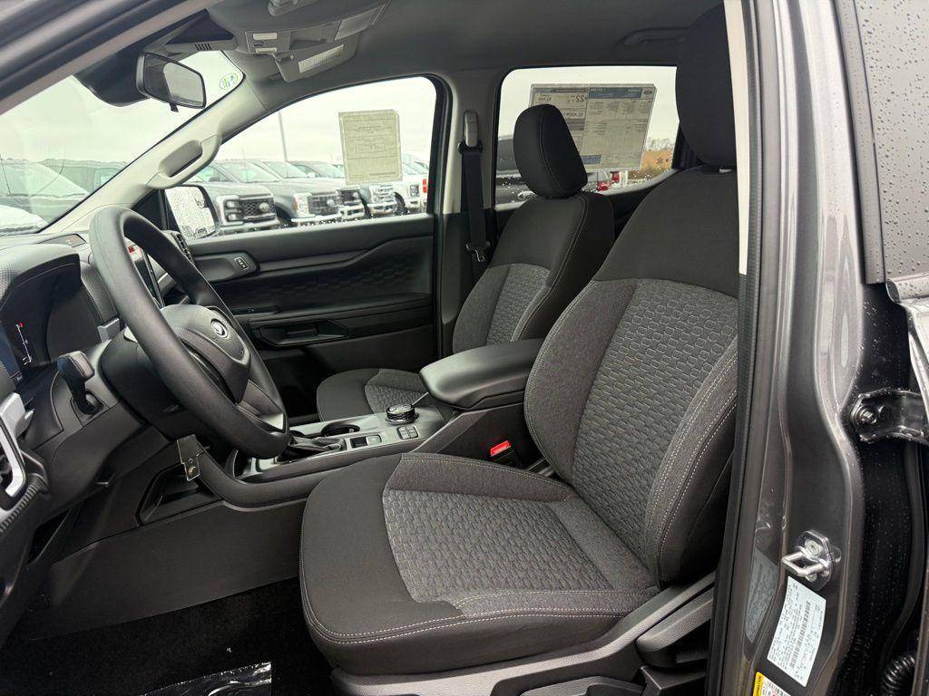 new 2025 Ford Ranger car, priced at $36,447