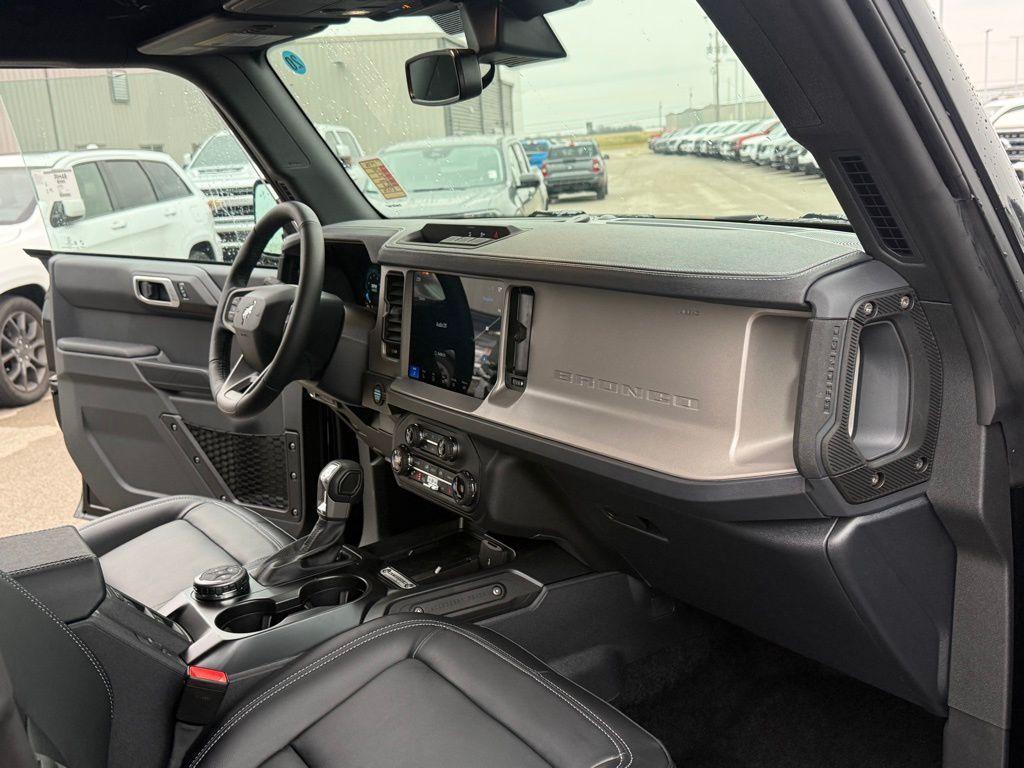 new 2025 Ford Bronco car, priced at $51,709