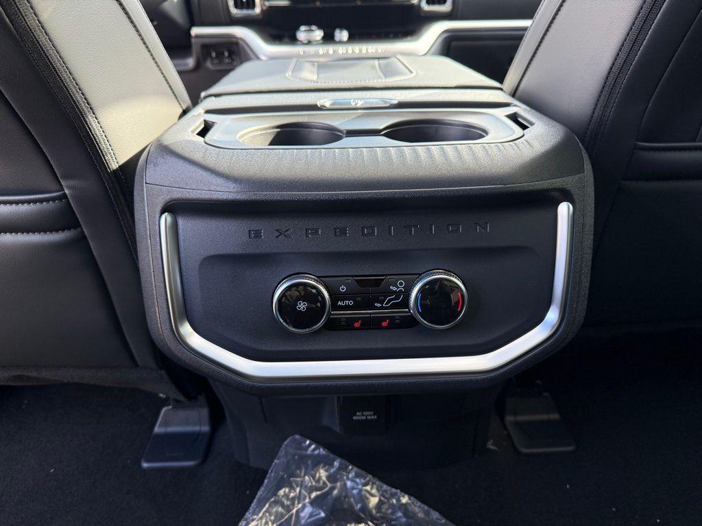 new 2026 Ford Expedition car, priced at $81,220