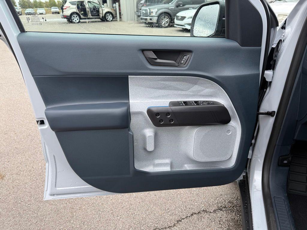 new 2025 Ford Maverick car, priced at $31,377