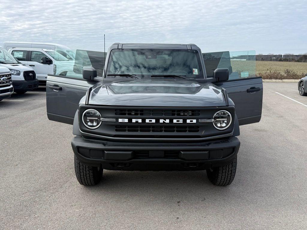 new 2025 Ford Bronco car, priced at $40,726