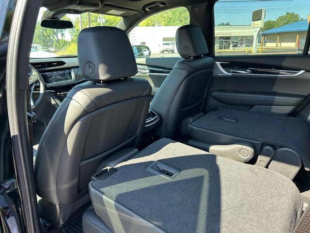 new 2025 Cadillac XT6 car, priced at $61,540