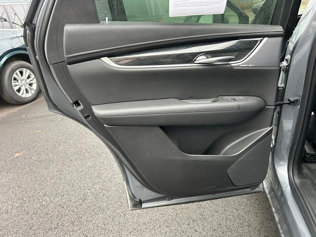 used 2021 Cadillac XT5 car, priced at $29,950