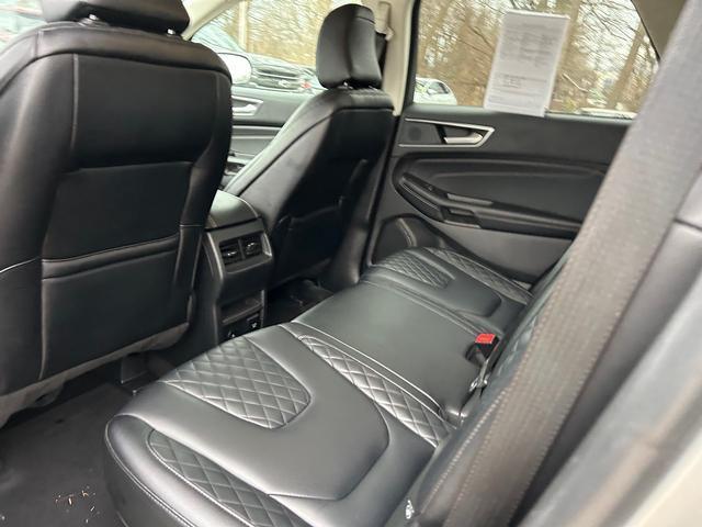 used 2024 Ford Edge car, priced at $27,950