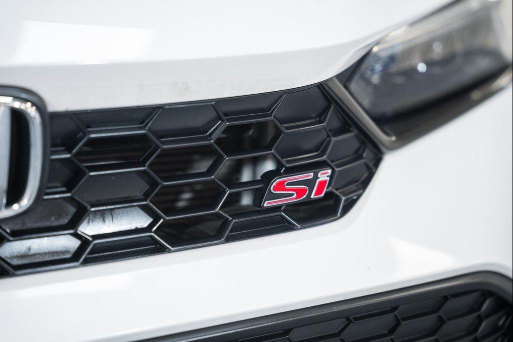 used 2025 Honda Civic Si car, priced at $32,000