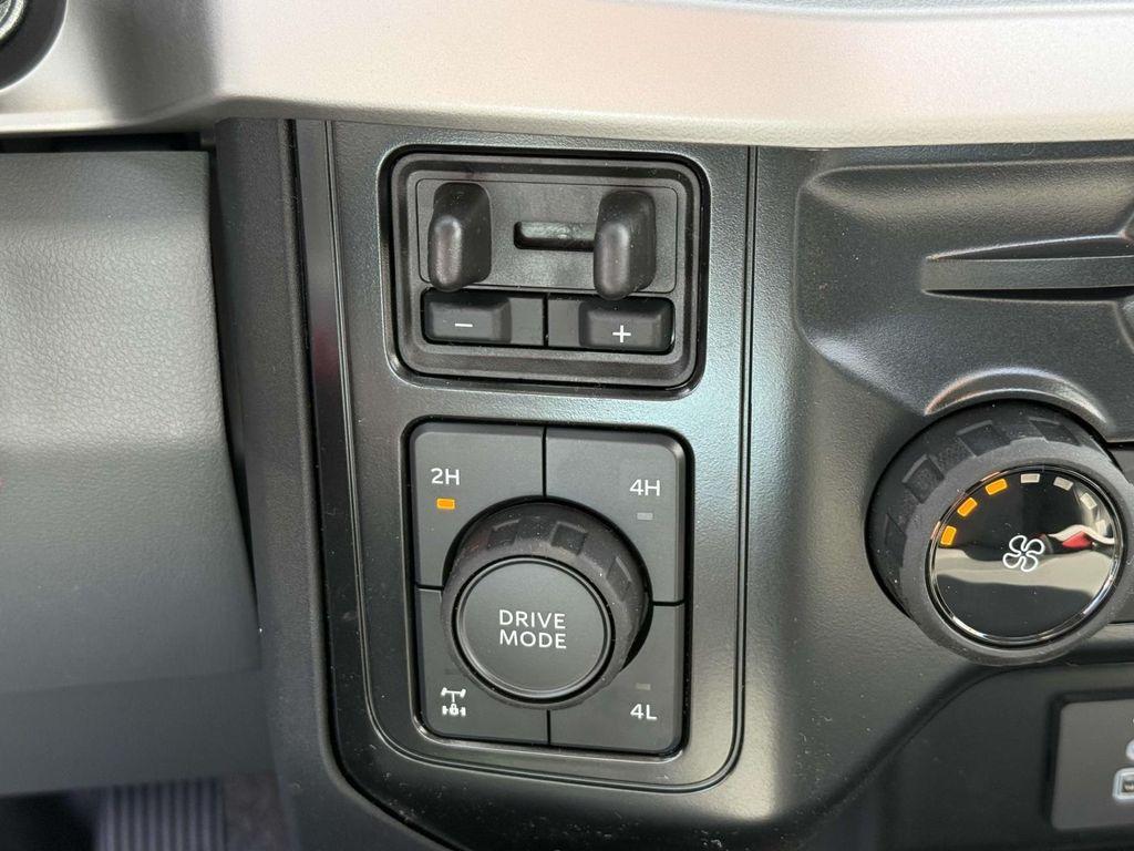 new 2025 Ford F-250 car, priced at $61,890