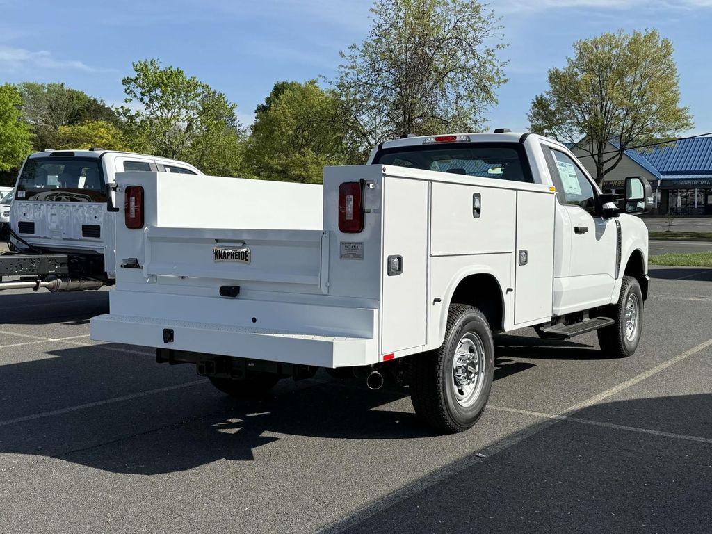 new 2025 Ford F-250 car, priced at $61,890