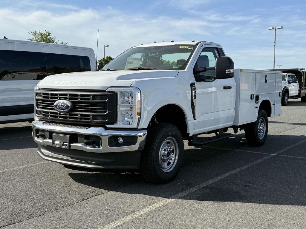 new 2025 Ford F-250 car, priced at $61,890