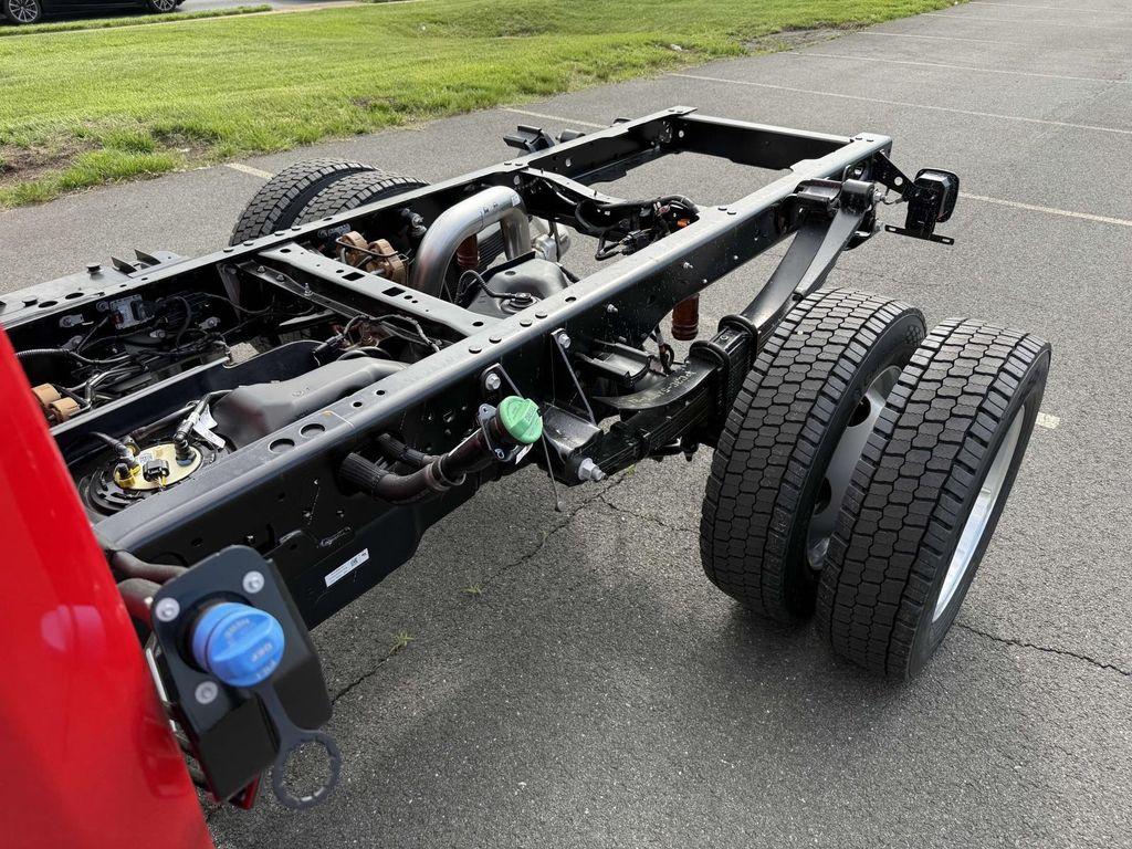 new 2025 Ford F-450 car, priced at $76,005