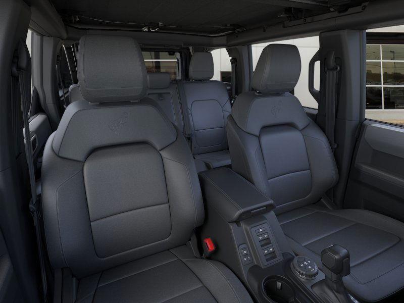new 2025 Ford Bronco car, priced at $39,760