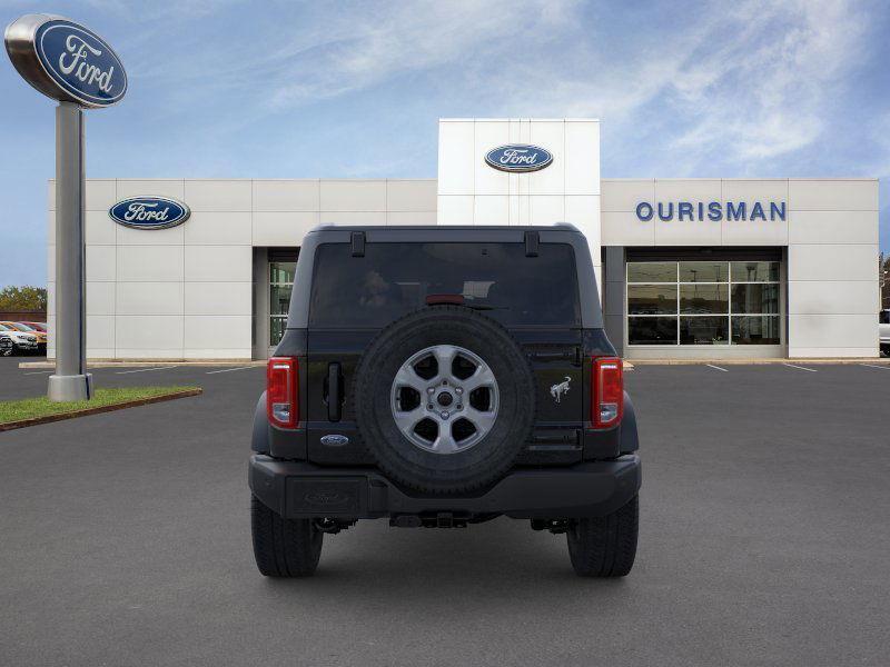 new 2025 Ford Bronco car, priced at $39,760