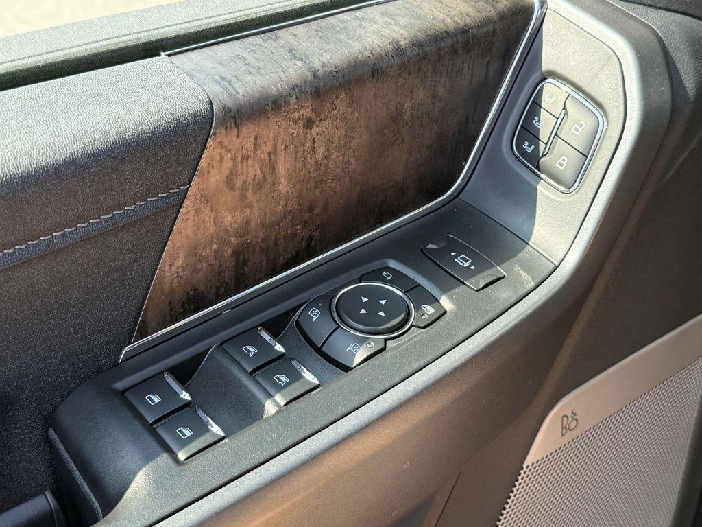 new 2025 Ford F-350 car, priced at $83,575