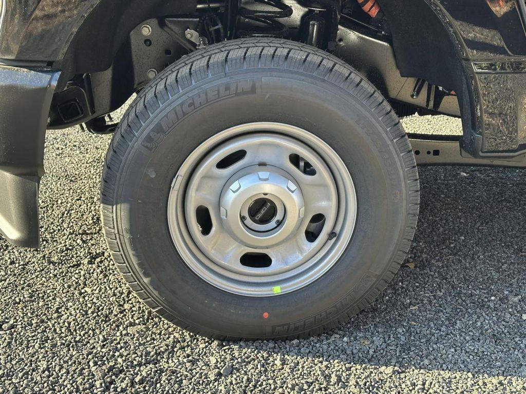 new 2025 Ford F-250 car, priced at $62,090