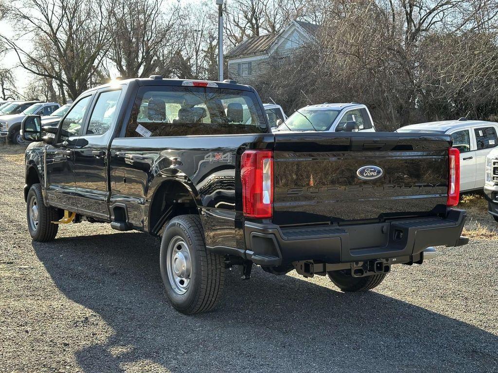 new 2025 Ford F-250 car, priced at $62,090
