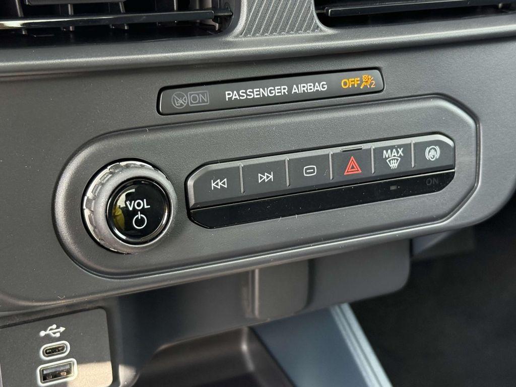 new 2025 Ford Maverick car, priced at $27,965