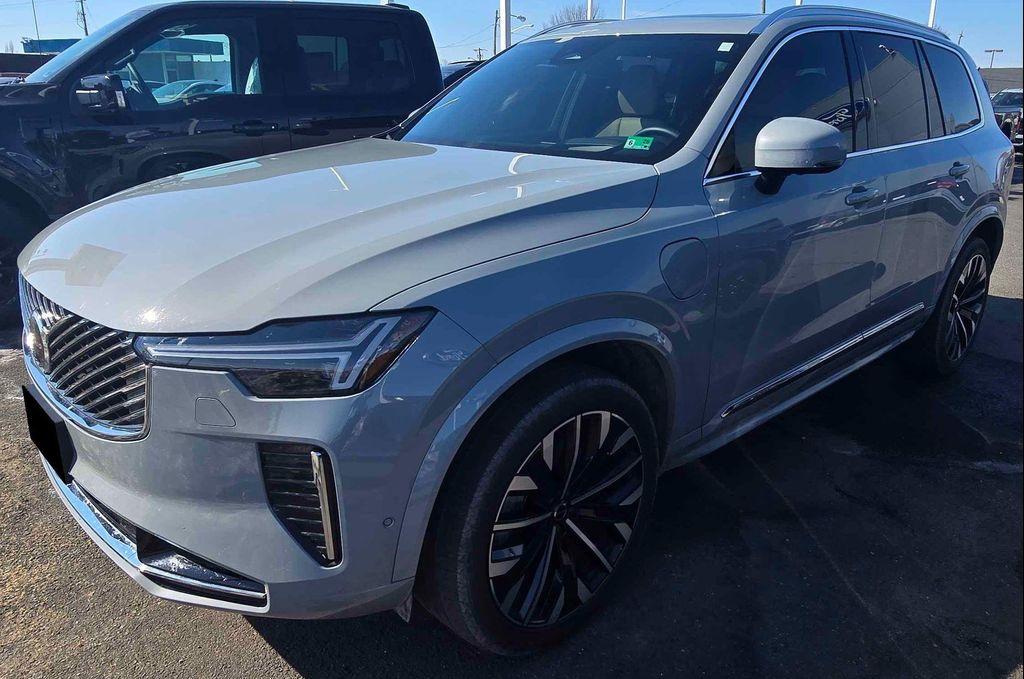 used 2025 Volvo XC90 Plug-In Hybrid car, priced at $74,500