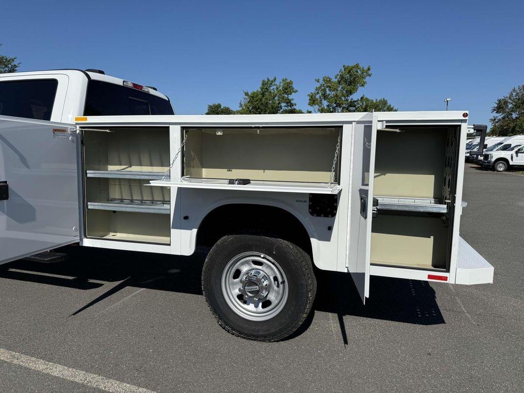 new 2025 Ford F-350 car, priced at $73,583