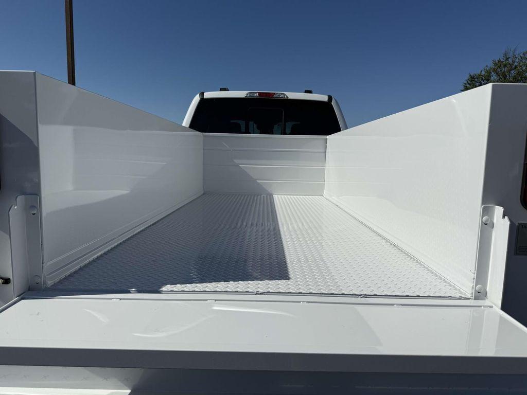 new 2025 Ford F-350 car, priced at $73,583