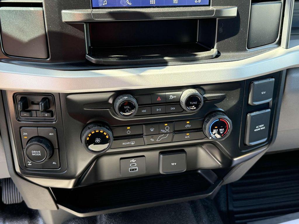 new 2025 Ford F-350 car, priced at $73,583