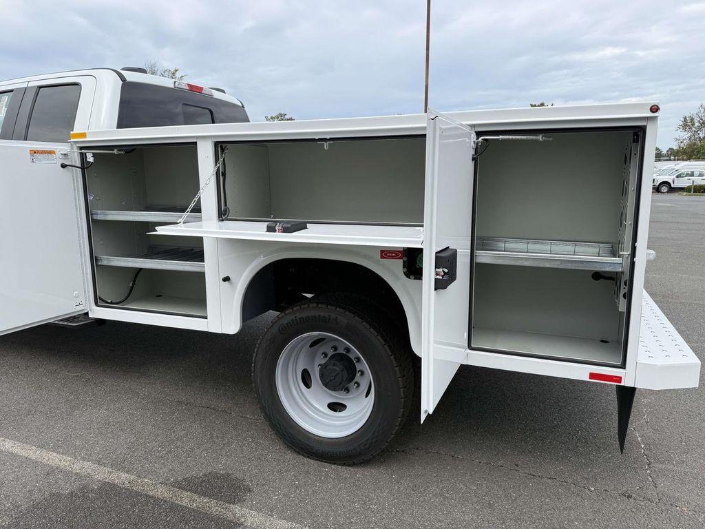 new 2025 Ford F-450 car, priced at $91,446