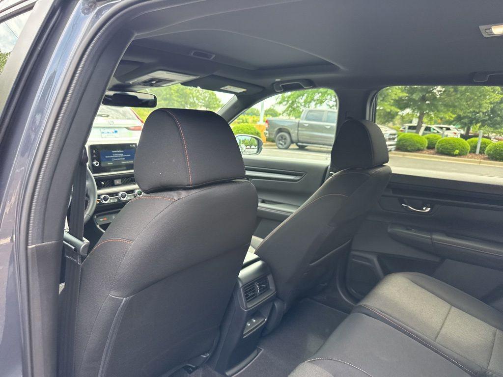 new 2026 Honda CR-V Hybrid car, priced at $37,080