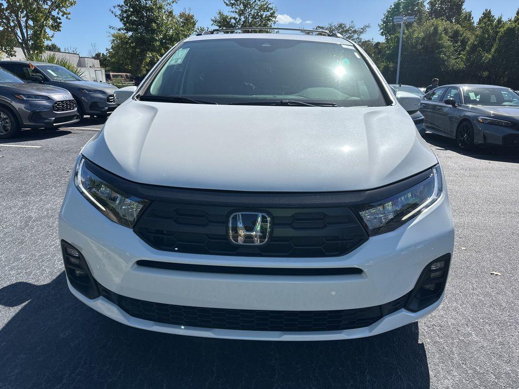 new 2026 Honda Odyssey car, priced at $42,626