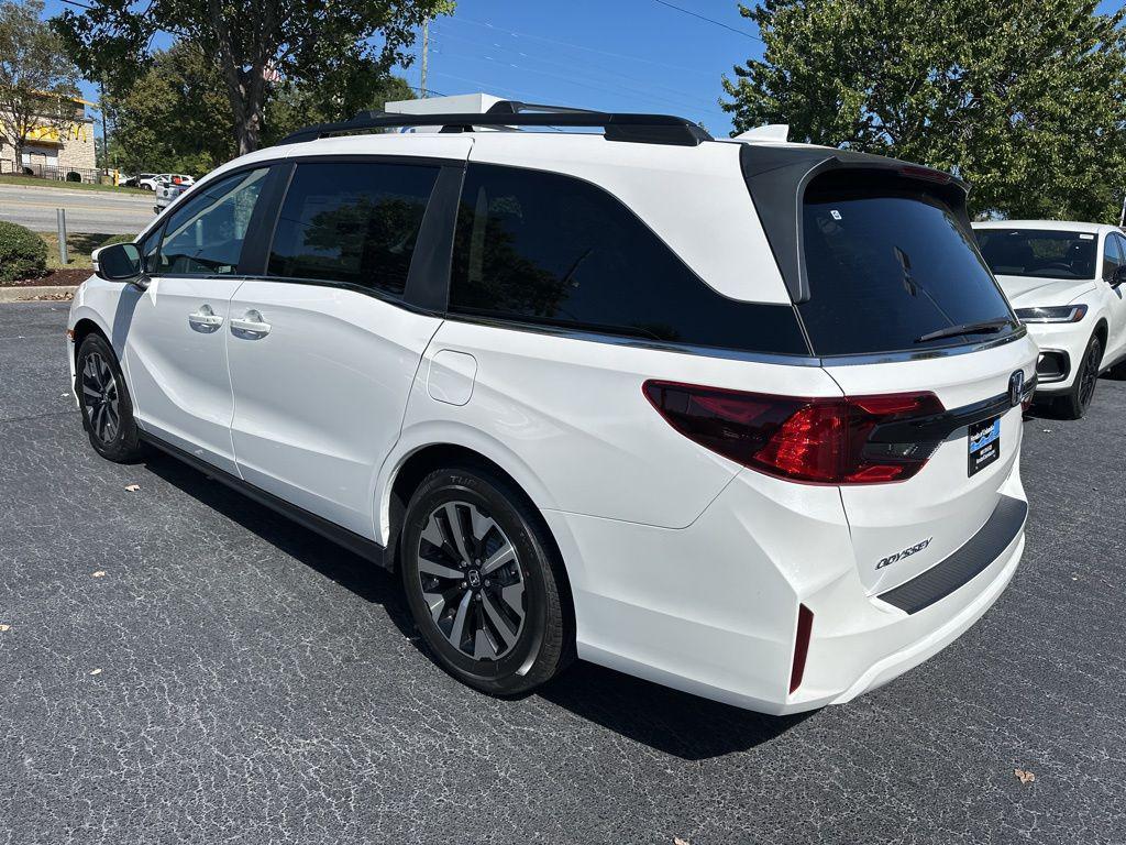 new 2026 Honda Odyssey car, priced at $42,626