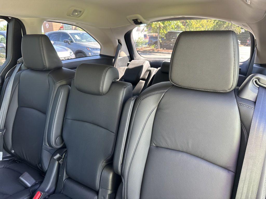 new 2026 Honda Odyssey car, priced at $42,626