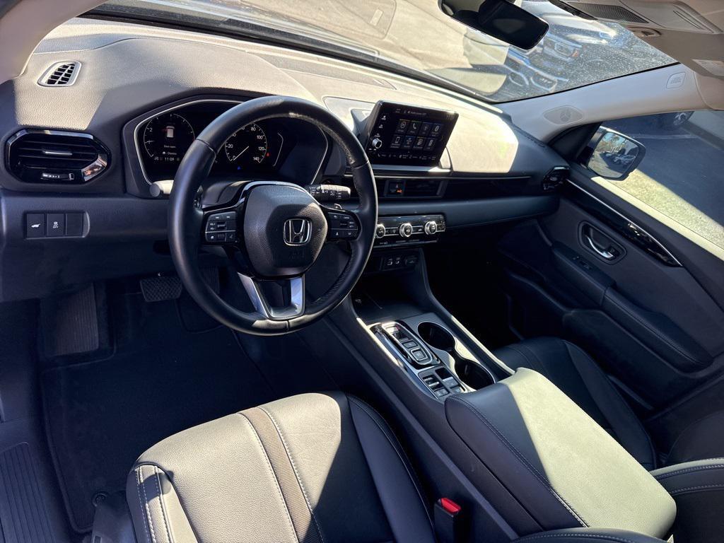 used 2025 Honda Pilot car, priced at $43,000