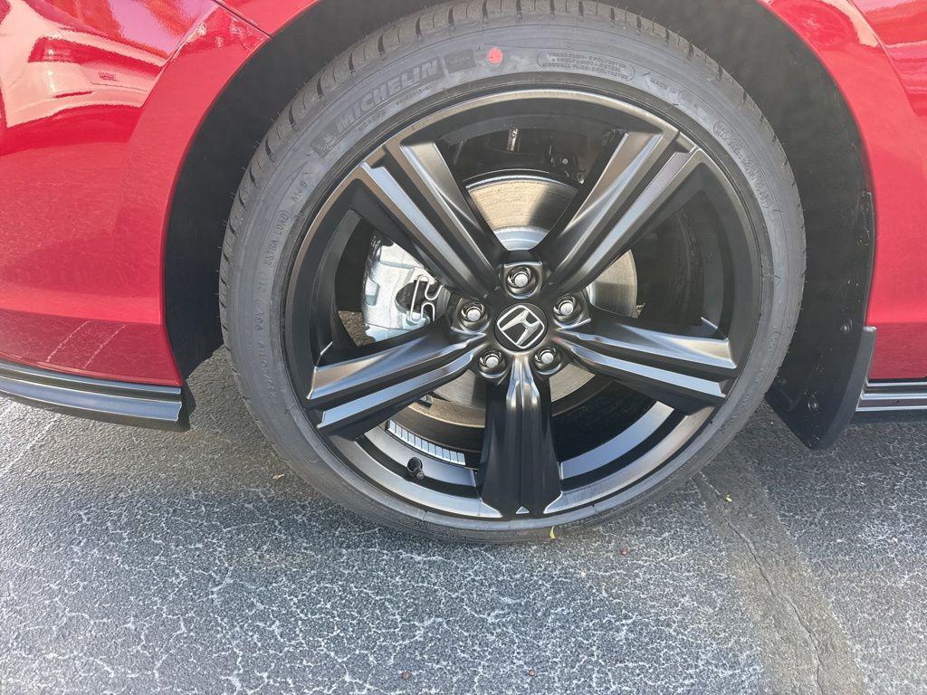 new 2026 Honda Accord Hybrid car, priced at $35,392