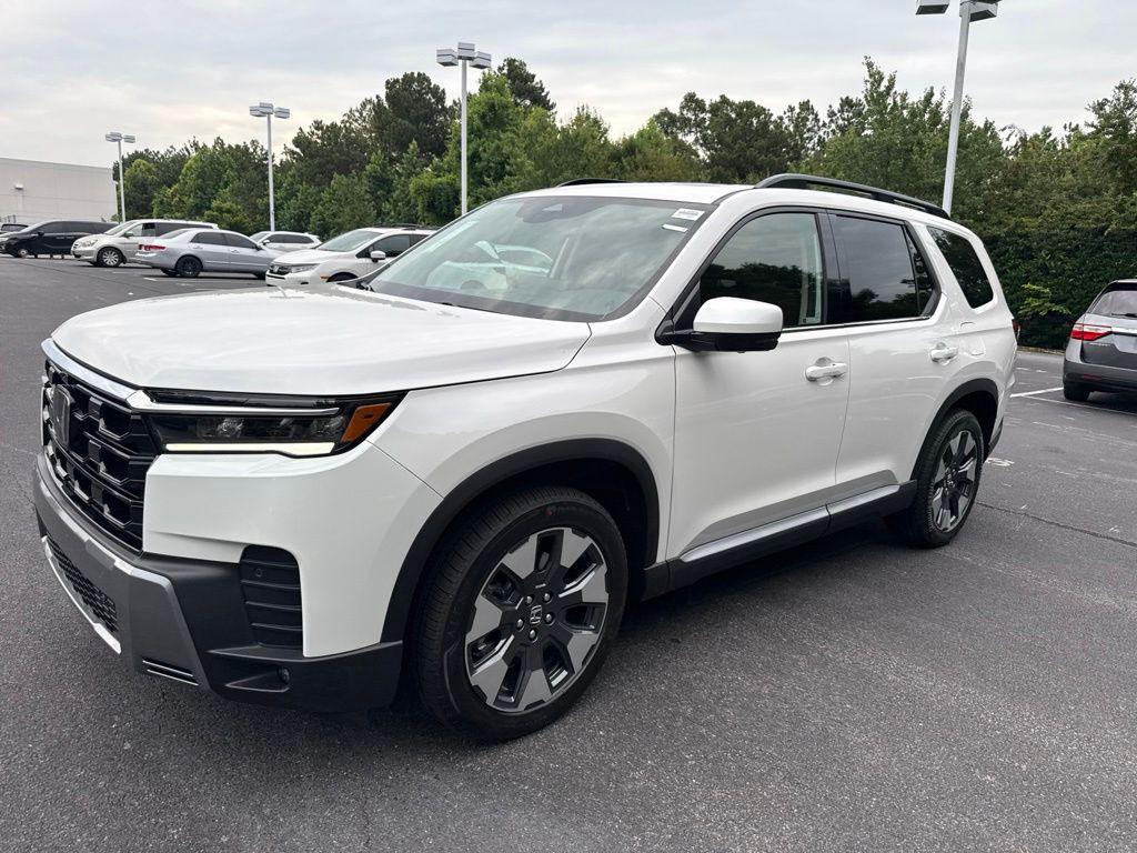 new 2026 Honda Pilot car, priced at $56,134