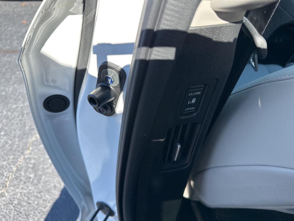 new 2026 Honda Odyssey car, priced at $42,180