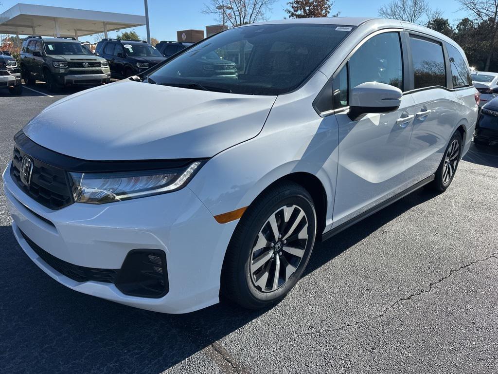 new 2026 Honda Odyssey car, priced at $42,180