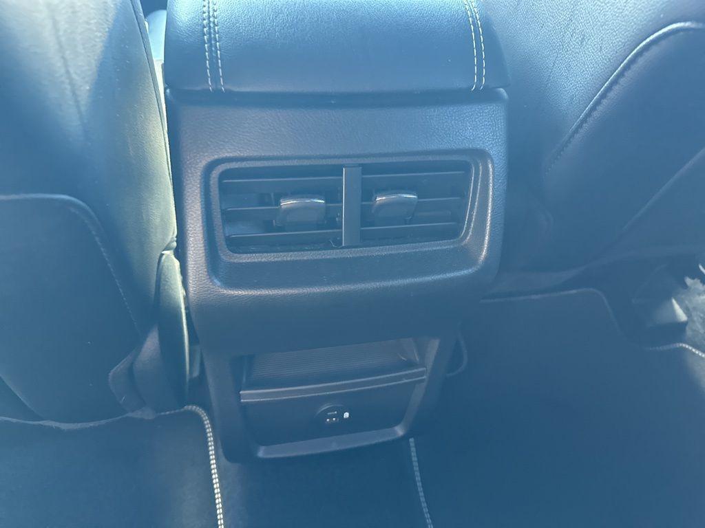 used 2022 Ford Edge car, priced at $30,000