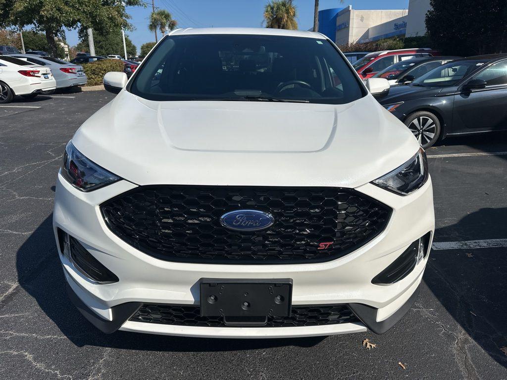 used 2022 Ford Edge car, priced at $30,000
