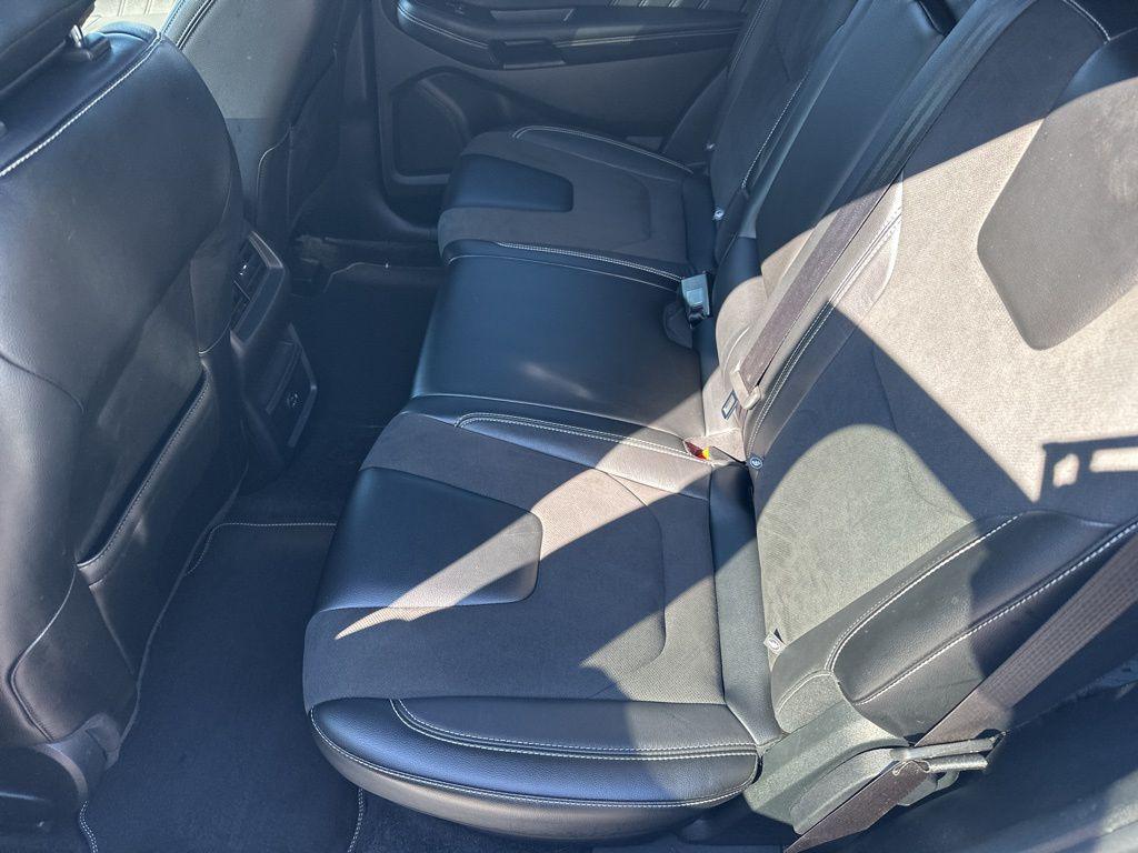 used 2022 Ford Edge car, priced at $30,000