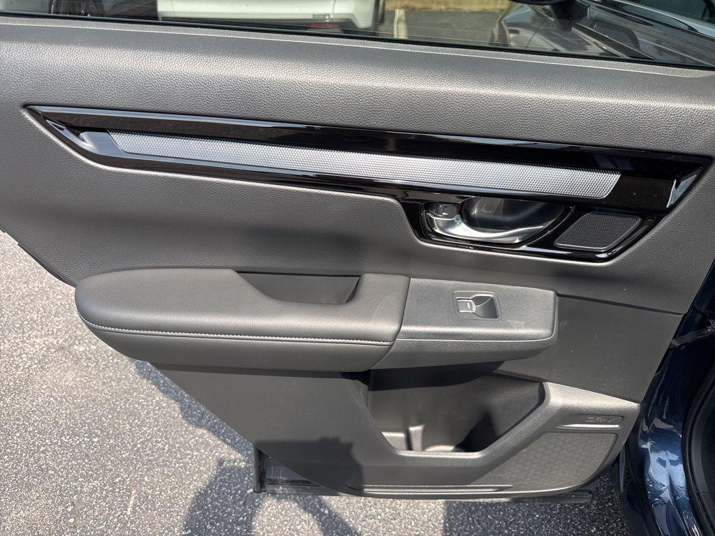 used 2025 Honda CR-V car, priced at $35,000