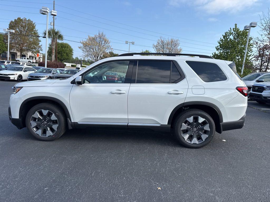 new 2026 Honda Pilot car, priced at $50,389