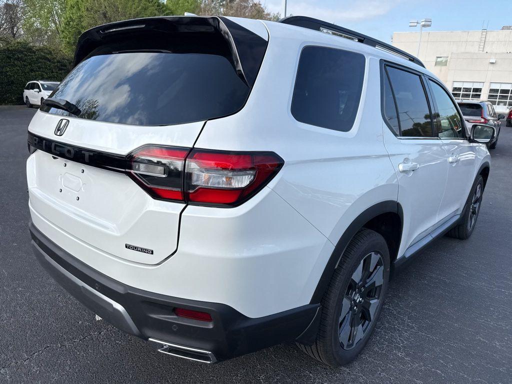 new 2026 Honda Pilot car, priced at $50,389