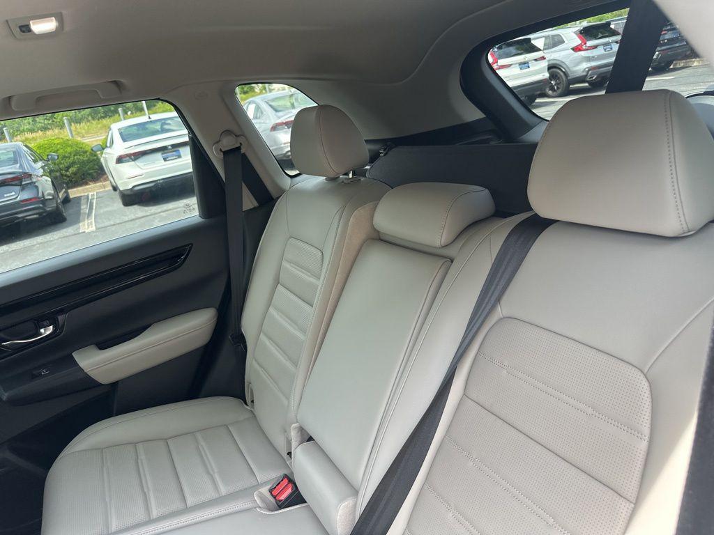 used 2025 Honda CR-V car, priced at $34,000