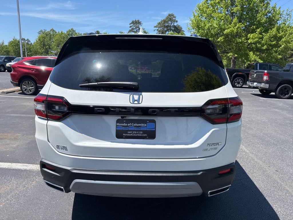 used 2023 Honda Pilot car, priced at $46,000