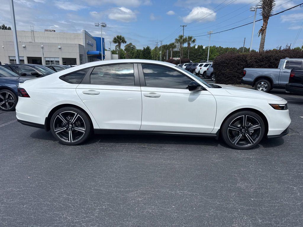 new 2026 Honda Accord Hybrid car, priced at $33,949